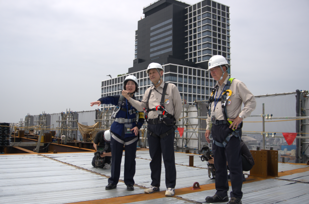 就業中の熱中症撲滅に向け、愛知労働局長が自ら建設現場のパトロールを実施しました