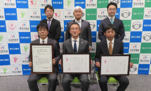 くるみん・もにす認定通知書交付式を開催しました!