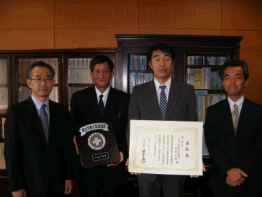 左から植松局長、鈴木安全管理室長様、大塚工場長様、木下労働基準部長
