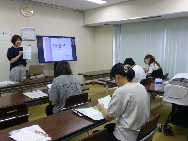 ハローワーク川内では「子育て就職支援セミナー」を開催しました