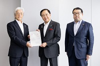 神奈川労働局長と神奈川県知事が県内経済団体を訪問し雇用機会確保等について要請しました【職業安定課】