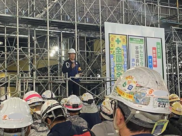 山形労働局長による公開安全パトロール　写真2