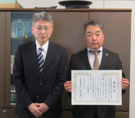 【07.4 甲府監督署からのお知らせ】三井住友建設株式会社東京土木支店が施工「中央自動車道（特定更新等）日川橋改良工事（平成30年度）」を表彰～全工期を通じて無災害、他の規範として～